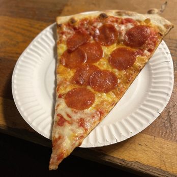 Vito's Pizza - Pepperoni pizza slice - Pizza Near Me - Los Angeles, California Vito's Pizza - Pepperoni pizza slice - Pizza Near Me - Los Angeles, California