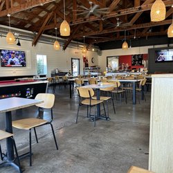 Acre Pizza - Inside