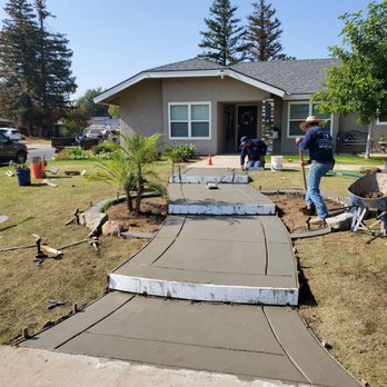 Arroyo Grande Landscaping - Jose and his crew hard at work. - Landscaping Near Me