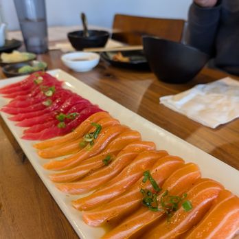 Mad For Sushi - Spicy garlic tuna and salmon - Sushi Bars Near Me - Dublin, California
