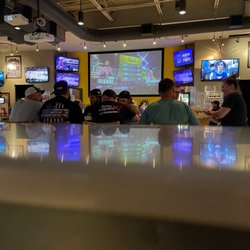 Buffalo Wild Wings - Bar