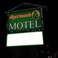 Sherwood Motel - Bad place for family, can't protect them from drunks, rapists, hookers and drugs here.