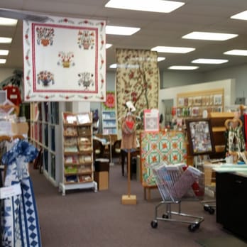Painted Pony 'n Quilts - Fabric Stores Near Me - La Porte, Texas