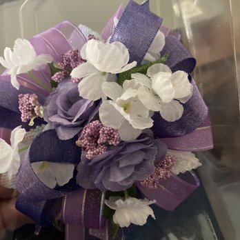Bloom - Fake flowers from a florist? - Florists Near Me - Chadron, Nebraska Bloom - Fake flowers from a florist? - Florists Near Me - Chadron, Nebraska