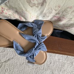 Plato's Closet - Cutest And comfortable Old Navy sandals.