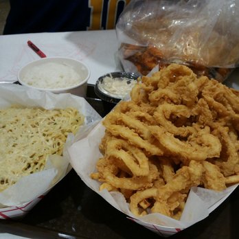 Cap't Loui - Cajun/Creole Near Me - Stoneham, Massachusetts Cap't Loui - Cajun/Creole Near Me - Stoneham, Massachusetts