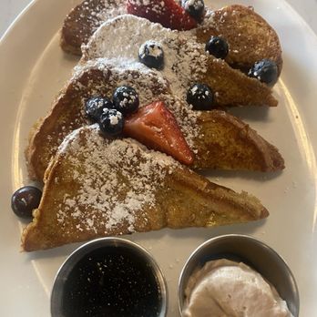 Breakfast At Barneys - Breakfast & Brunch Near Me - Atlanta, Georgia Breakfast At Barneys - Breakfast & Brunch Near Me - Atlanta, Georgia