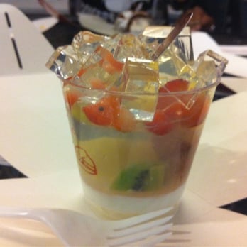 85°C Bakery Cafe-Irvine - ? Jello cup - Coffee & Tea Near Me - Irvine, California