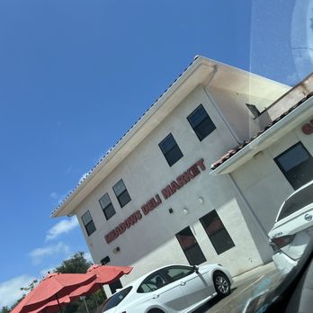 Meadows Deli Market - Front entrance - Grocery Near Me - Escondido, California