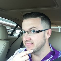 Estilos Barber & Beauty Salon