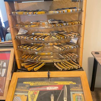 Richard’s Knife World - Hunting & Fishing Supplies Near Me - London, Kentucky Richard’s Knife World - Hunting & Fishing Supplies Near Me - London, Kentucky