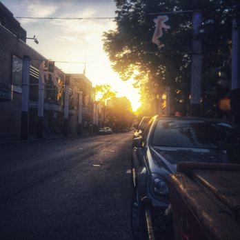 Saint-Houblon - Brewpubs Near Me - Montreal, Quebec