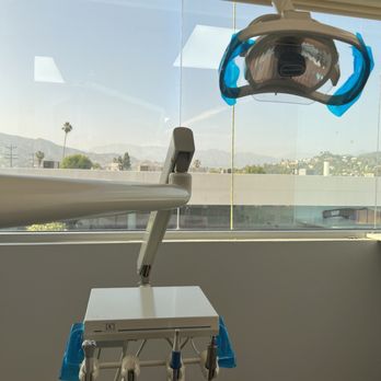 Broadway Smile Boutique - Cosmetic Dentists Near Me - Glendale, California Broadway Smile Boutique - Cosmetic Dentists Near Me - Glendale, California