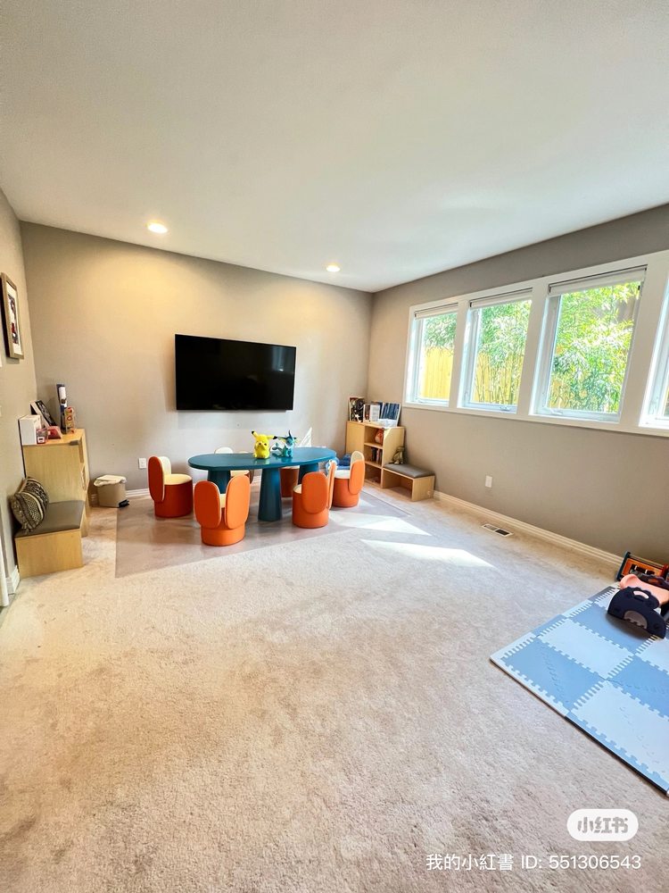 Eastgate Montessori Academy - childcare center in Bellevue, WA