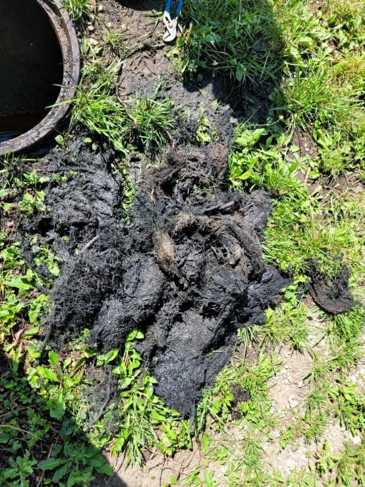 Slide of Yetti Plumbing