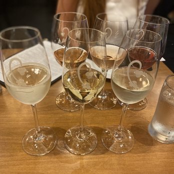 Cru - sauvignon blanc flight - Wine Bars Near Me - Atlanta, Georgia