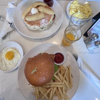 Winston’s Brunch Place - Buttermilk Pancakes and Buttermilk Chicken Sandwich (side of eggs) - Breakfast & Brunch Near Me - Pacific Grove, California