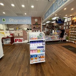 Fullerton Express Pharmacy - Entrance view