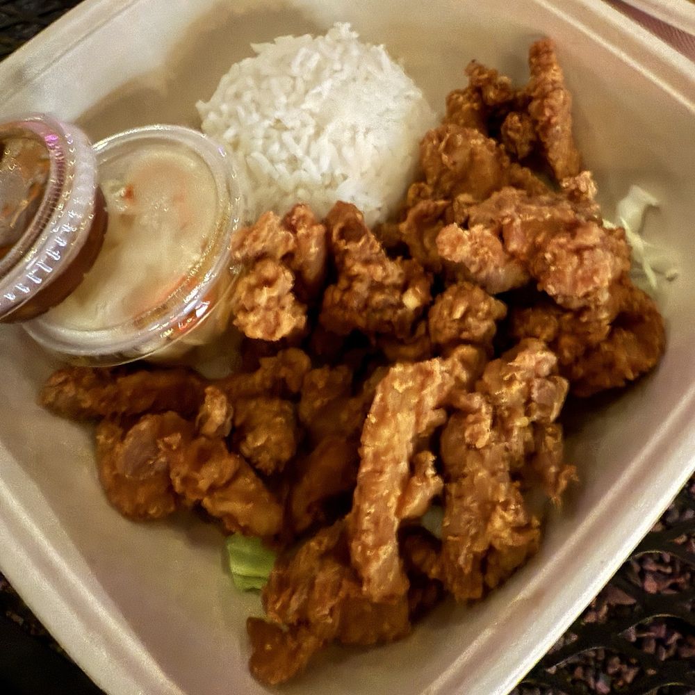 Thai Mee Up - Lemongrass Chicken - Food Trucks Near Me - Kihei, Hawaii Thai Mee Up - Lemongrass Chicken - Food Trucks Near Me - Kihei, Hawaii