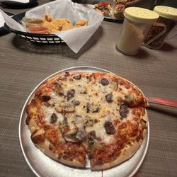 The Pizza Factory - Small pizza (4pieces)