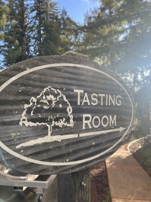 Windy Oaks Winery by null