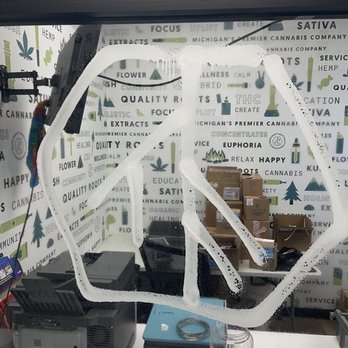 Quality Roots Cannabis Dispensary - Detroit - Another Day - Cannabis Dispensaries Near Me - Hamtramck, Michigan Quality Roots Cannabis Dispensary - Detroit - Another Day - Cannabis Dispensaries Near Me - Hamtramck, Michigan
