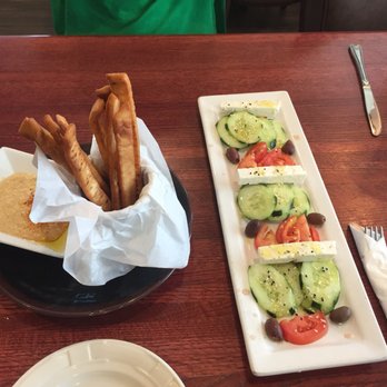 Pom & Olive - Mediterranean Near Me - Costa Mesa, California