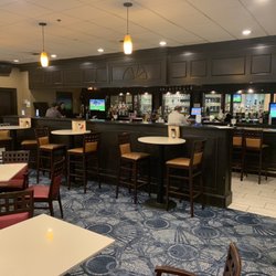 Vinney's Lounge - Bar