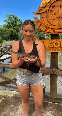 El Cora Crocodile Sanctuary by null