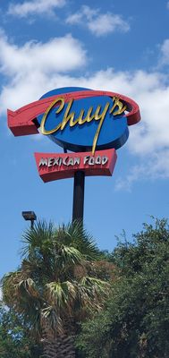 Chuy's by null