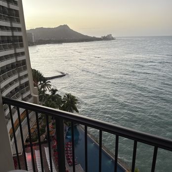 Sheraton Waikiki Beach Resort - Good morning! - Hotels Near Me - Honolulu, Hawaii