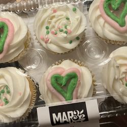 Price Chopper Supermarket - Valentines cupcakes from the bakery