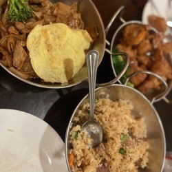 Thai Fiesta Cafe - Yum! Pad se ew fried rice and honey shrimp