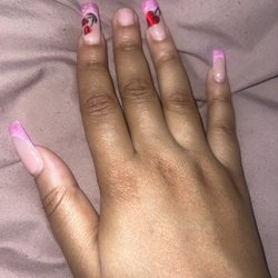 Kristine Salon