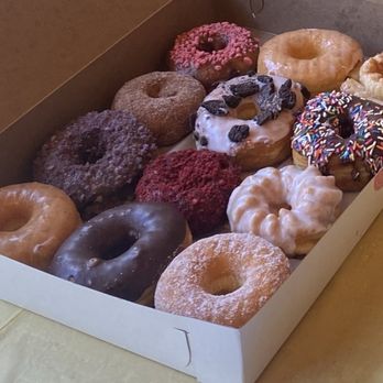 Happy Donuts - Donuts Near Me - Oakland, California Happy Donuts - Donuts Near Me - Oakland, California