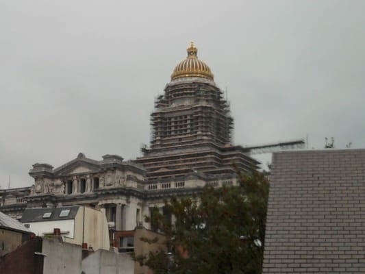 Palais de Justice by null