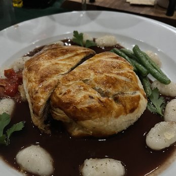 Incognito Winery - Beef Wellington - Wineries Near Me - Rockwall, Texas Incognito Winery - Beef Wellington - Wineries Near Me - Rockwall, Texas