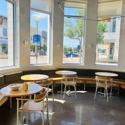 sweetgreen - Healthy Salads, Wraps, and Bowls - Limited inside dining space