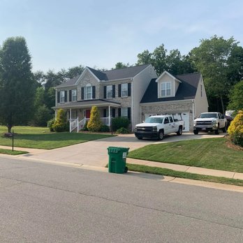 BlueJay's Roofing & Repair - Roofing Near Me - King, North Carolina BlueJay's Roofing & Repair - Roofing Near Me - King, North Carolina