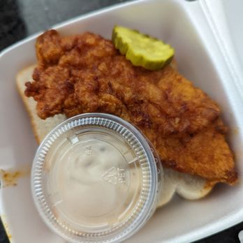Birdies Hot Chicken - Extra Tender - Fast Food Near Me - Brockton, Massachusetts Birdies Hot Chicken - Extra Tender - Fast Food Near Me - Brockton, Massachusetts