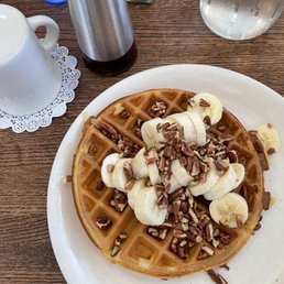 Chunky monkey Belgium waffle I really enjoyed this today!
