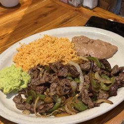 El Rincon De Los Angeles - Fajitas Plate