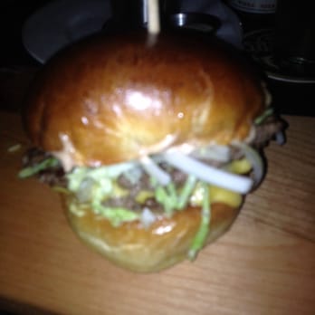 Krueger's Tavern - Burger - #awesome - Bars Near Me - Cincinnati, Ohio