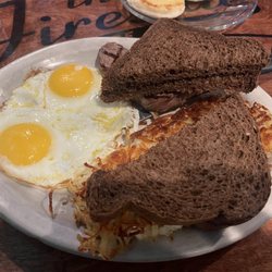 The Fireside Lounge Bar & Restaurant - Fireside Steak & Eggs