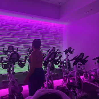 Love Cycling Studio - Cycling Classes Near Me - Austin, Texas