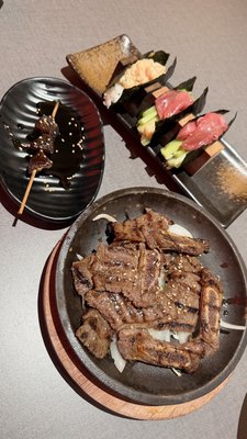 Seven Sushi & Robata by null