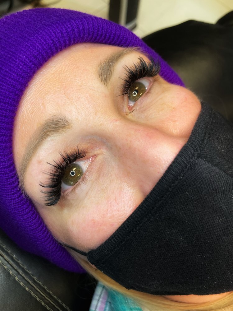 Genie Pro Lash Logo
