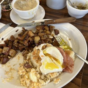 PJ & CO RESTAURANT & SALOON - 631 Photos & 584 Reviews - 1590 S Wells ...