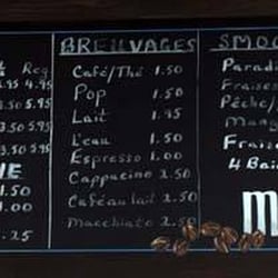 Lisa T Café - Chalk board menu