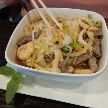 Fresh Wok - Triple meat Vietnamese Noodle Bowl - Asian Fusion Near Me - Richmond, Virginia Fresh Wok - Triple meat Vietnamese Noodle Bowl - Asian Fusion Near Me - Richmond, Virginia